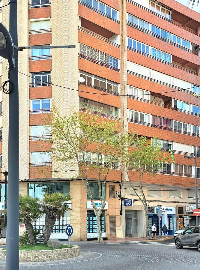 Moderno Apartamento Con Vistas Al Mar Калпе Екстериор снимка